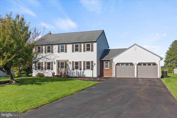 420 BLAKE TER, Manheim, PA 17545