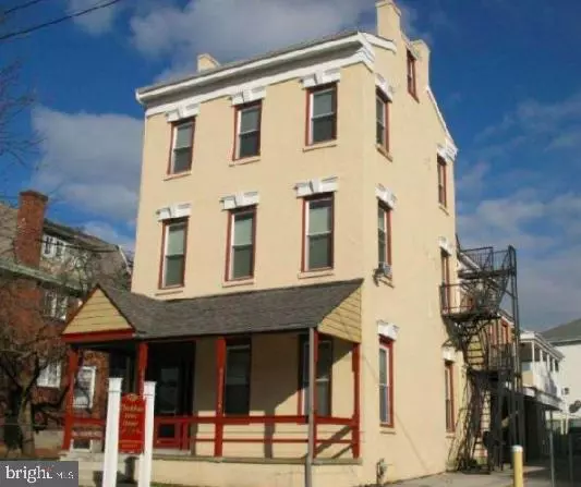 823 W MAIN ST, Norristown, PA 19401