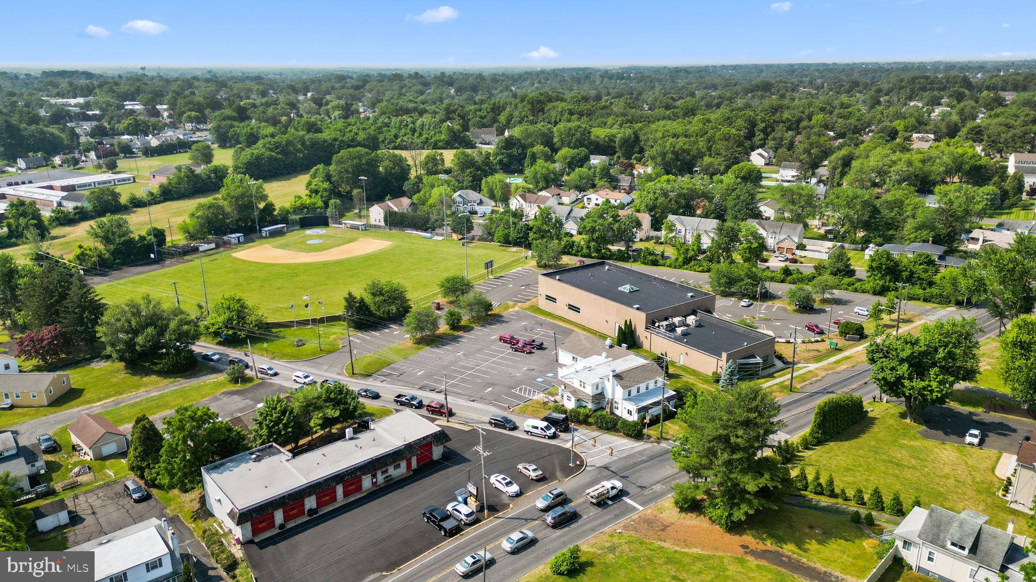 Feasterville Trevose, PA 19053,1985 BRIDGETOWN PIKE