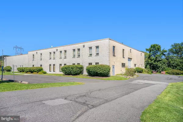 1090 READING AVE #2ND FLOOR, Boyertown, PA 19512