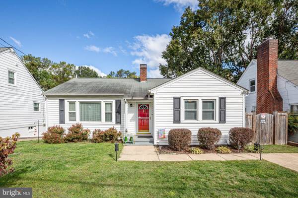 105 ASHBY ST, Fredericksburg, VA 22401