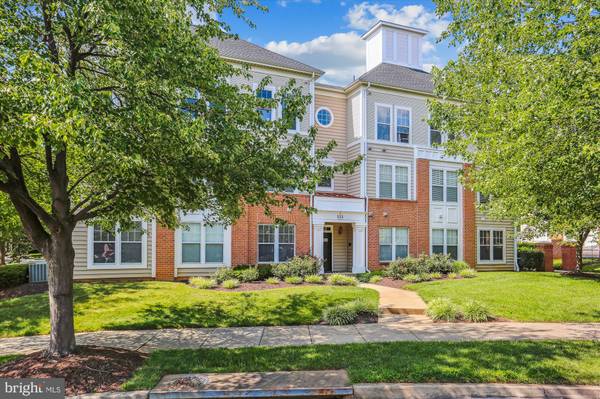 Rockville, MD 20850,111 WATKINS POND BLVD #3-201