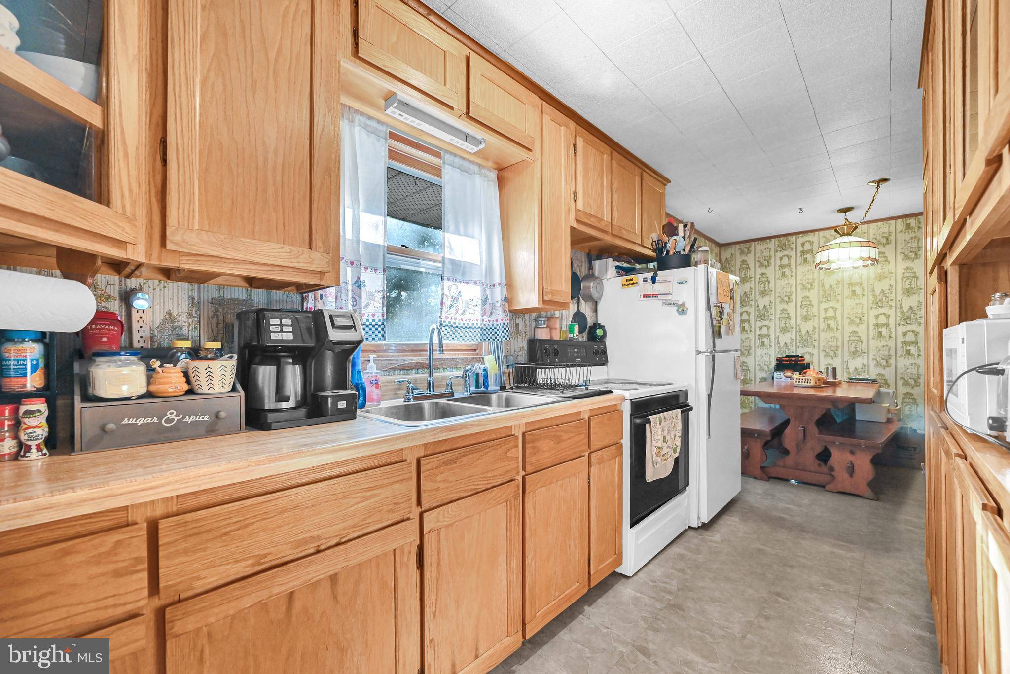 York, PA 17402,860 MARVELL DR