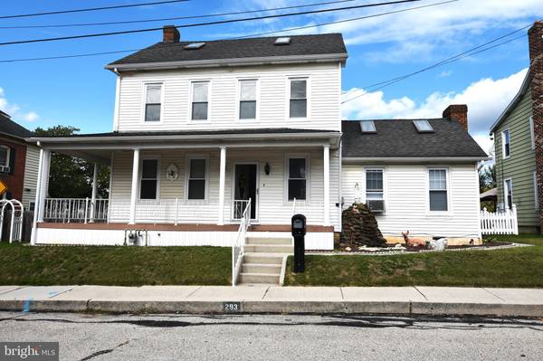 293 SOUTH ST, Hanover, PA 17331