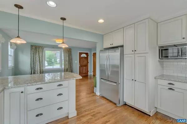 421 MOBILE LN, Charlottesville, VA 22903