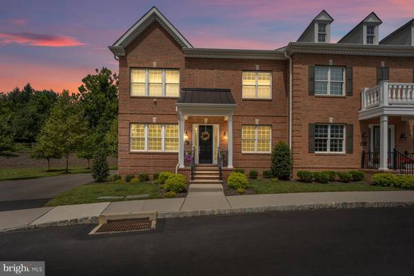 63 CREEKVIEW LN, Yardley, PA 19067