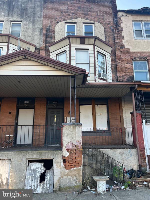 6422 WOODLAND AVE, Philadelphia, PA 19142