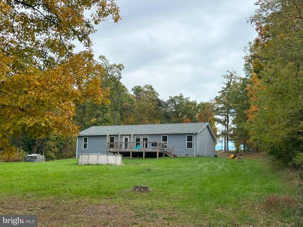 12731 JERSEY MOUNTAIN RD, Levels, WV 25431