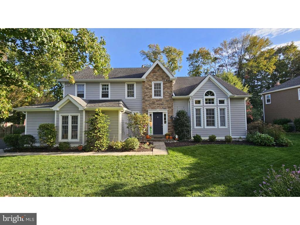 Langhorne, PA 19047,489 KNOLLBROOK DR