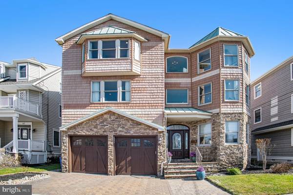 331 E 2ND AVE, Wildwood, NJ 08260