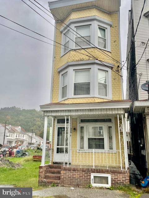 229 W COAL ST, Shenandoah, PA 17976