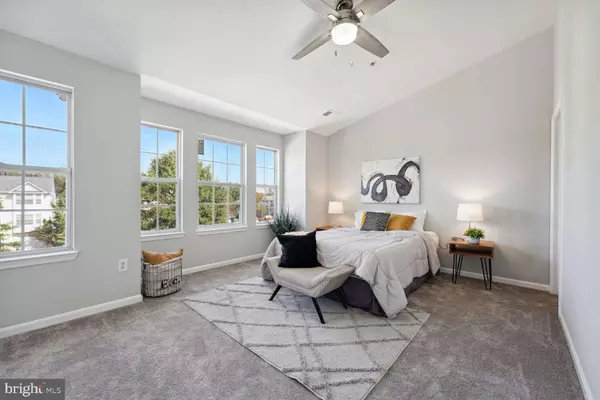 10713 VISTA GARDENS DR Bowie, MD 20720