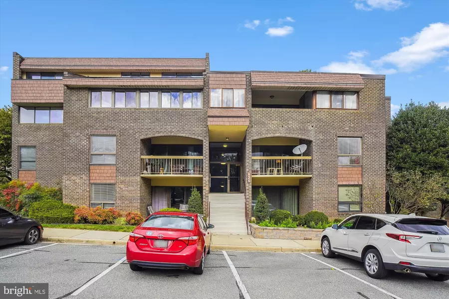 425 CHRISTOPHER AVE #21, Gaithersburg, MD 20879