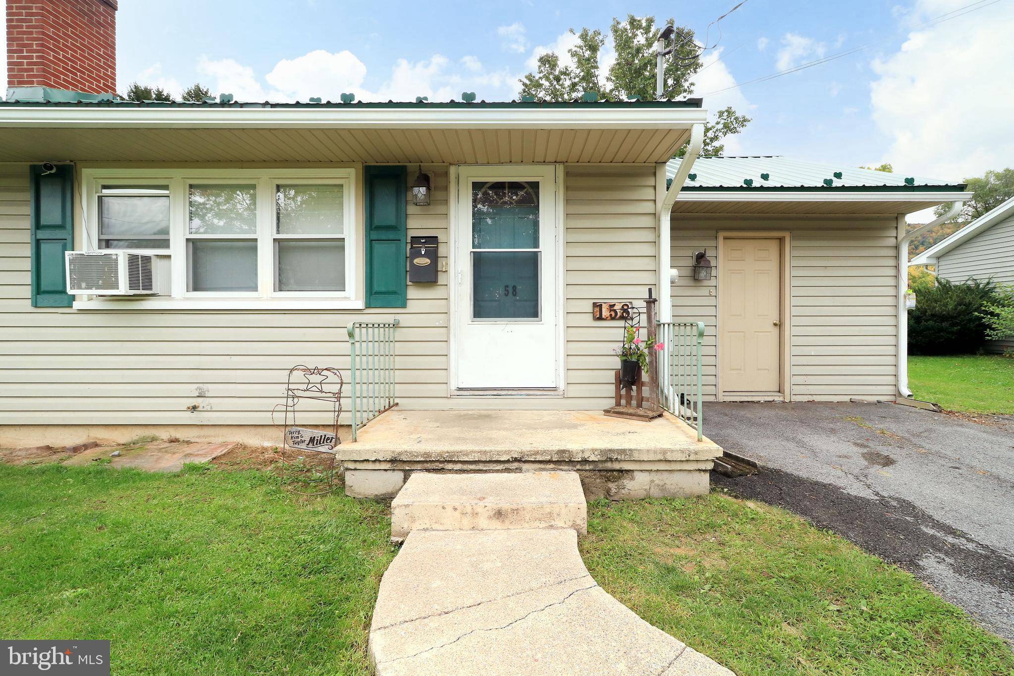 Pleasant Gap, PA 16823,158 MACK AVE