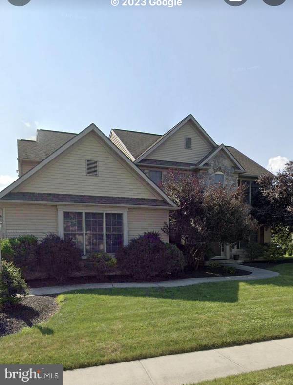 1168 STONE CREEK DR, Hummelstown, PA 17036