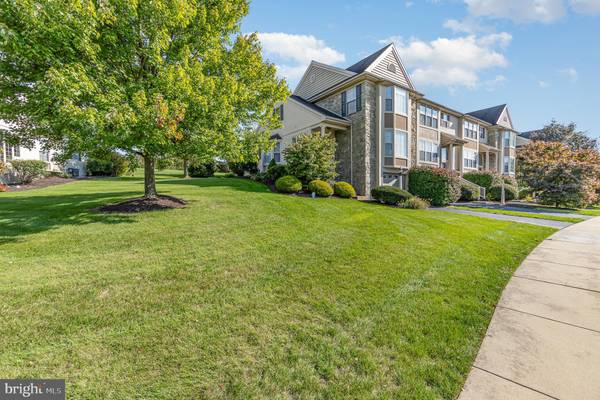 Lancaster, PA 17601,691 ROYAL VIEW DR