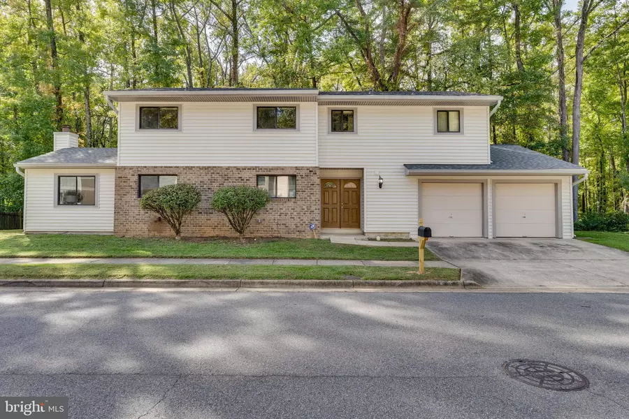 6924 DEER RUN DR, Alexandria, VA 22306