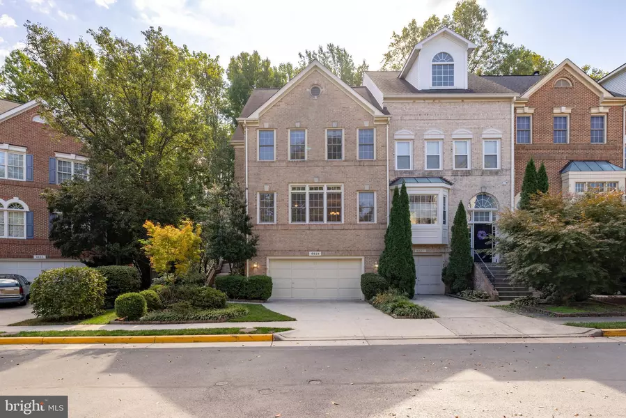 6625 DUNWICH WAY, Alexandria, VA 22315