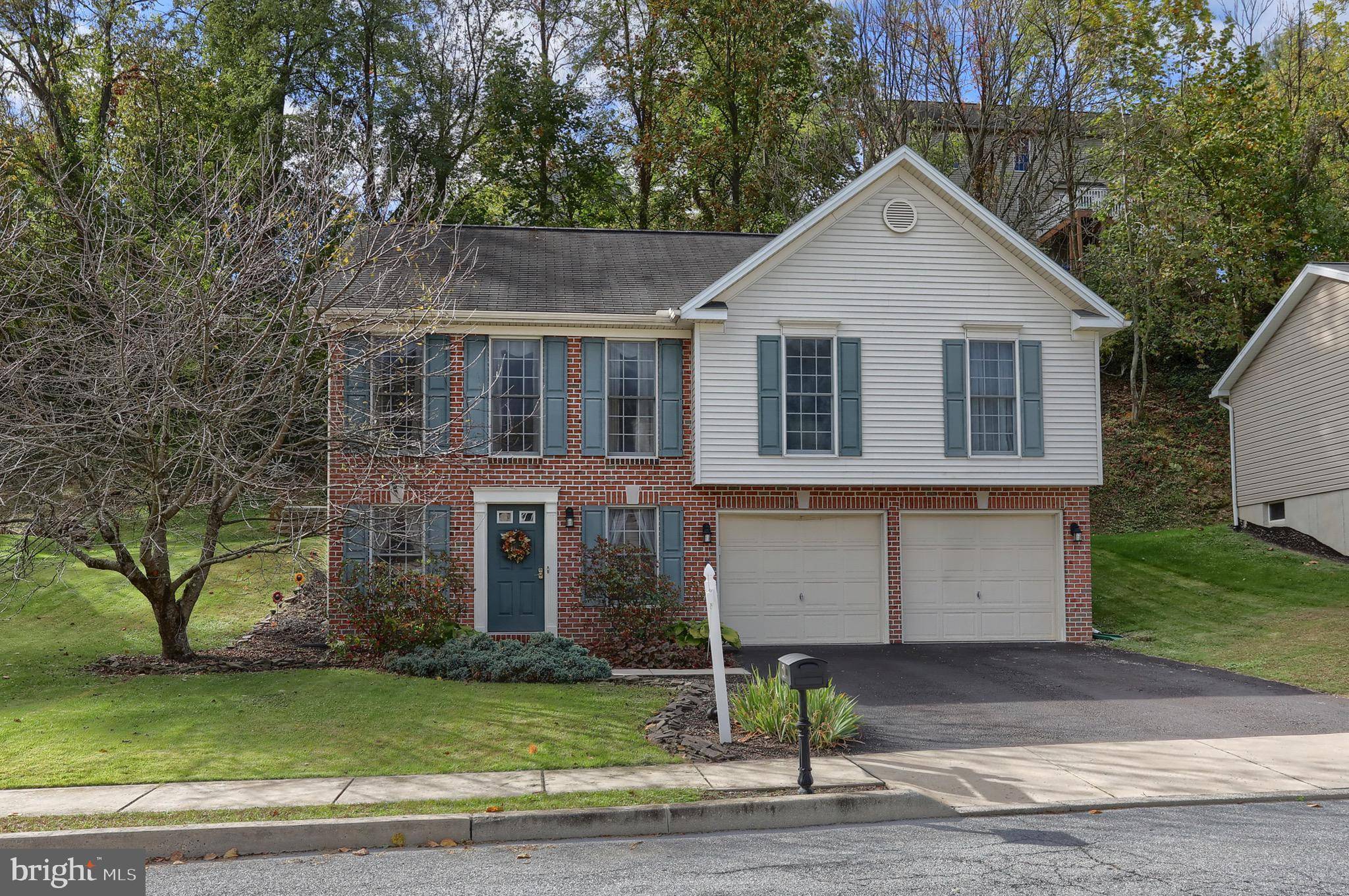 Hummelstown, PA 17036,21 SWEET ARROW DR
