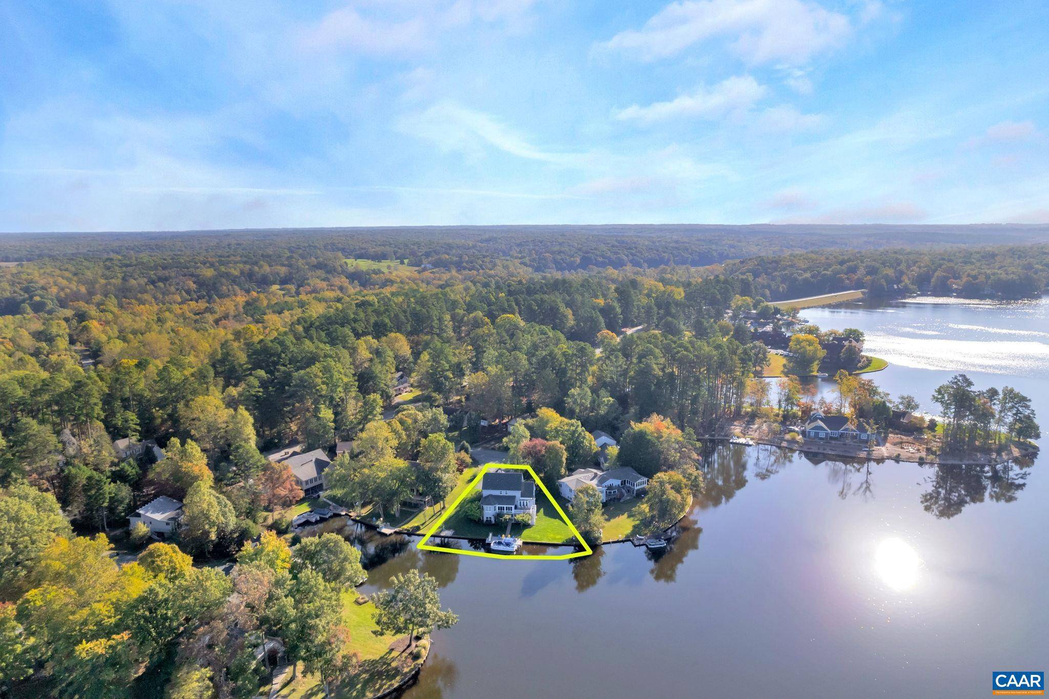 Palmyra, VA 22963,5 DOVER CT
