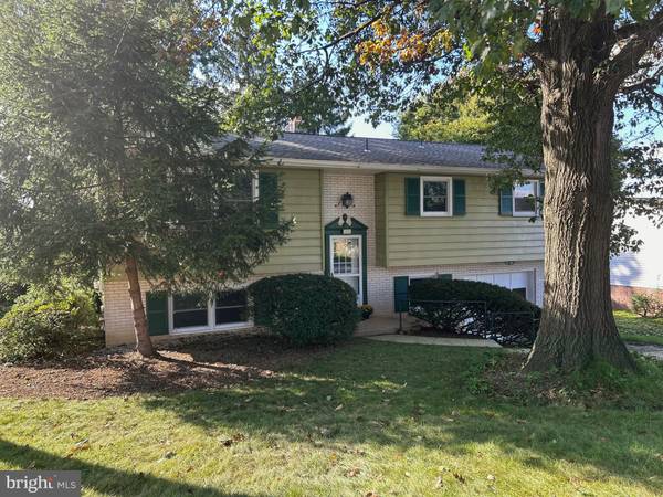 430 PINEHURST RD, York, PA 17402