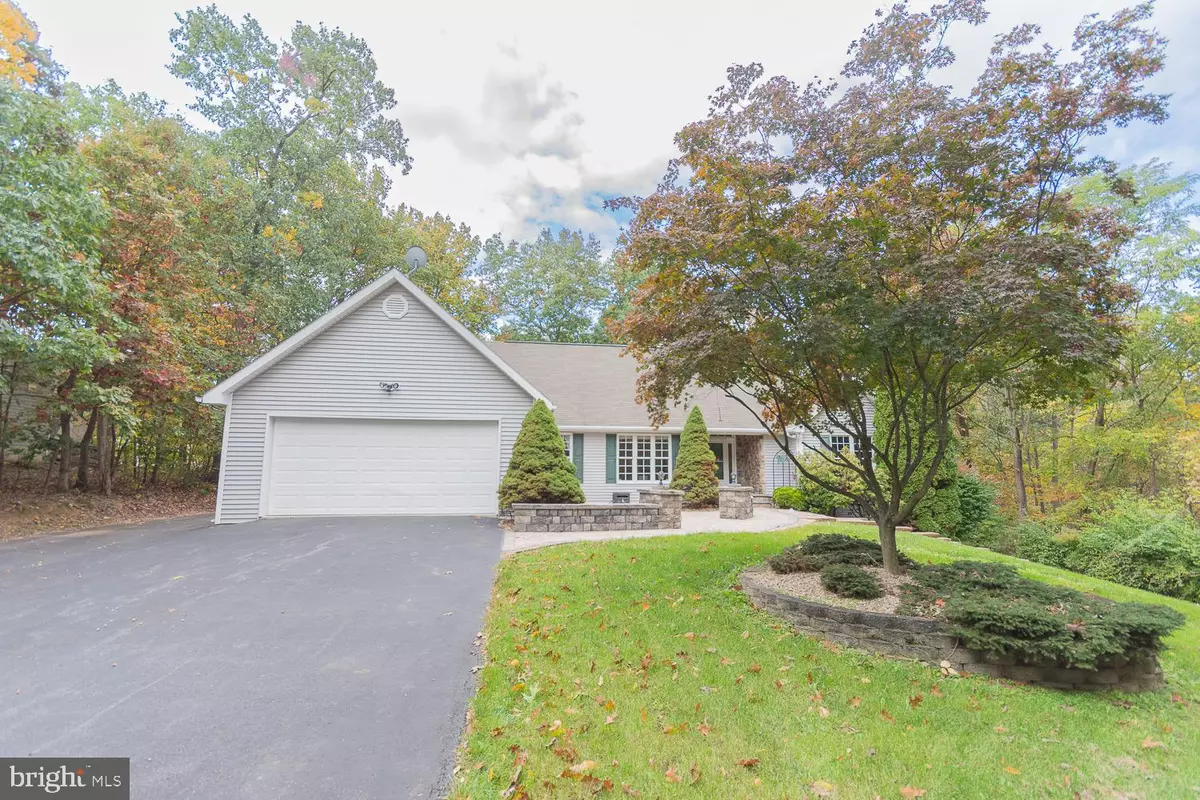 Falling Waters, WV 25419,440 FOREVERGREEN DR