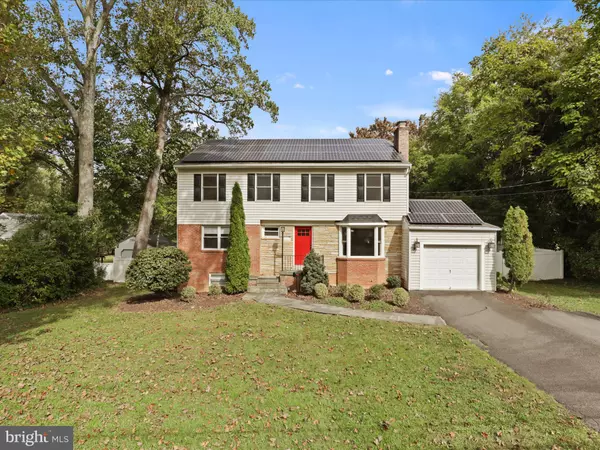 6612 KERNS RD, Falls Church, VA 22042