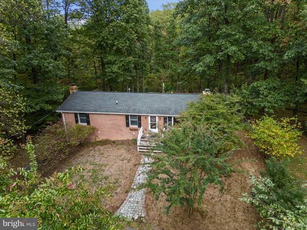 88 ROCK LN, Harpers Ferry, WV 25425