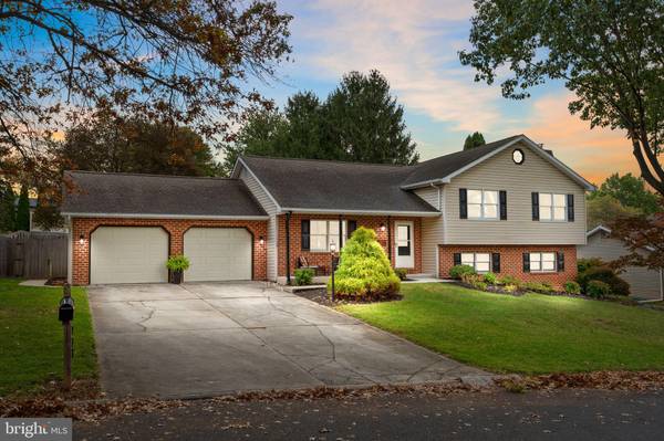 928 WILLSHIRE DR, Mechanicsburg, PA 17050