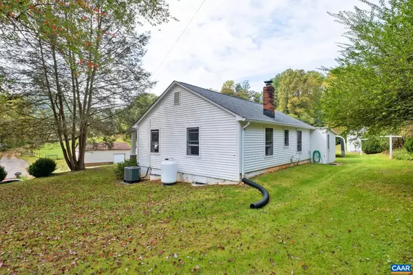 Lovingston, VA 22949,126 ANDERSON LN