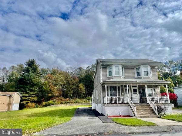 521 E GARFIELD AVE, Frackville, PA 17931