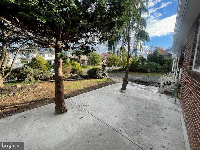Avenel, NJ 07001,297 REMSEN AVE