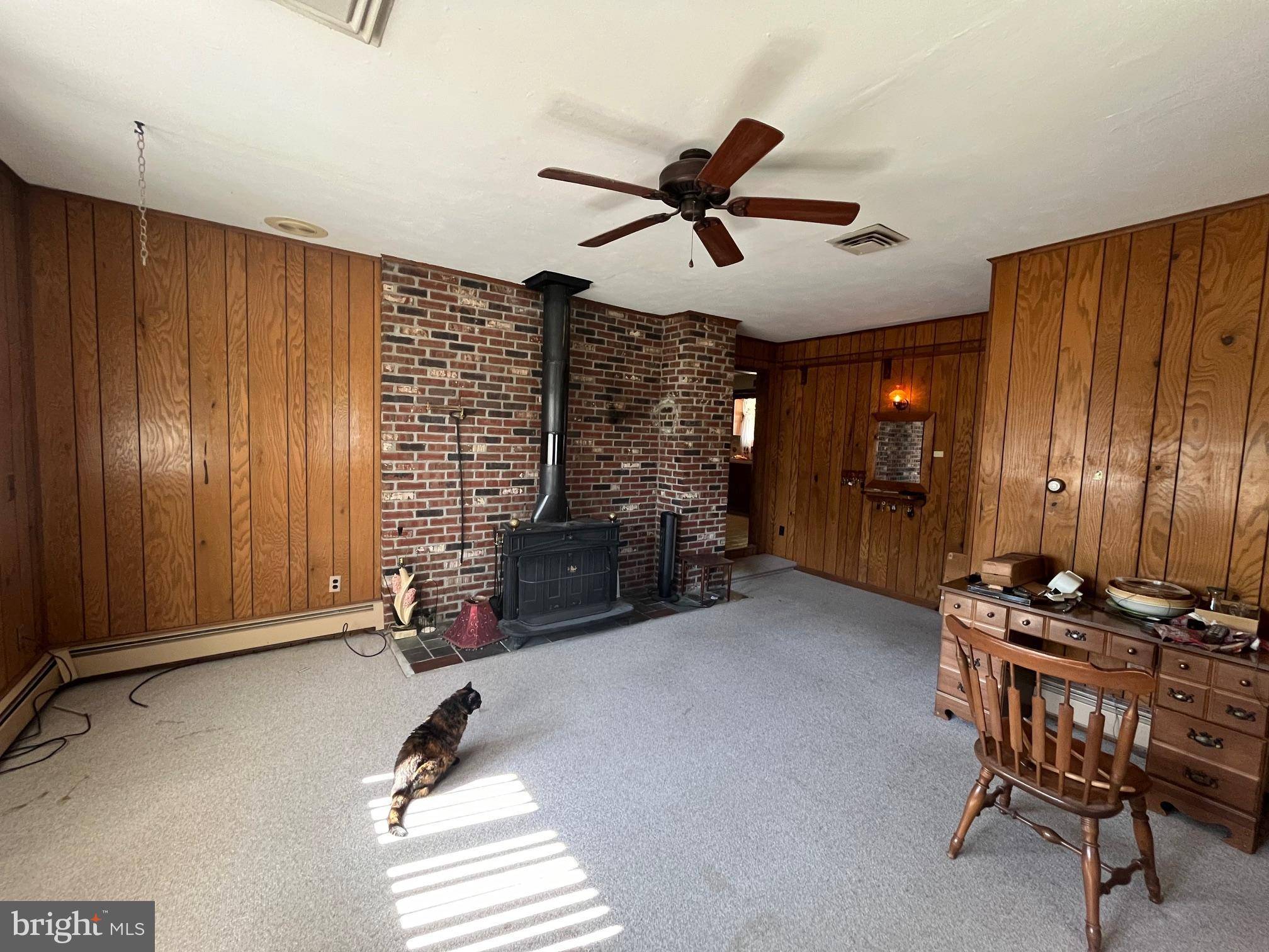 Vineland, NJ 08360,324 MAGNOLIA RD