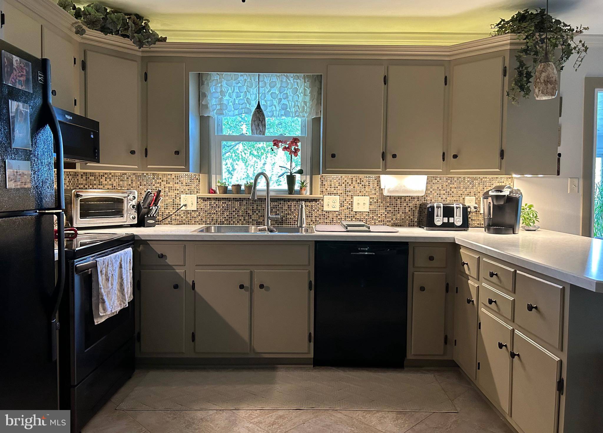 Denver, PA 17517,7 JAMES CIR