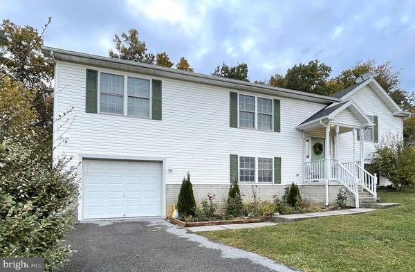 93 BURDETTE DR, Martinsburg, WV 25404