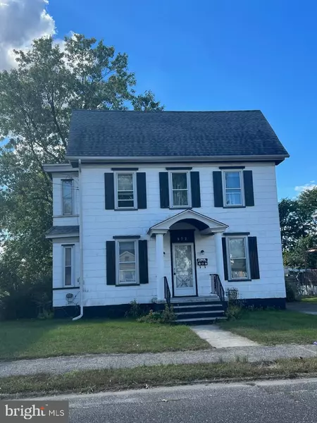 572 N DELAWARE ST, Paulsboro, NJ 08066