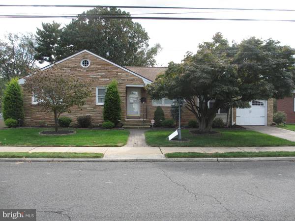 173 LOCUST AVE, Hamilton, NJ 08610