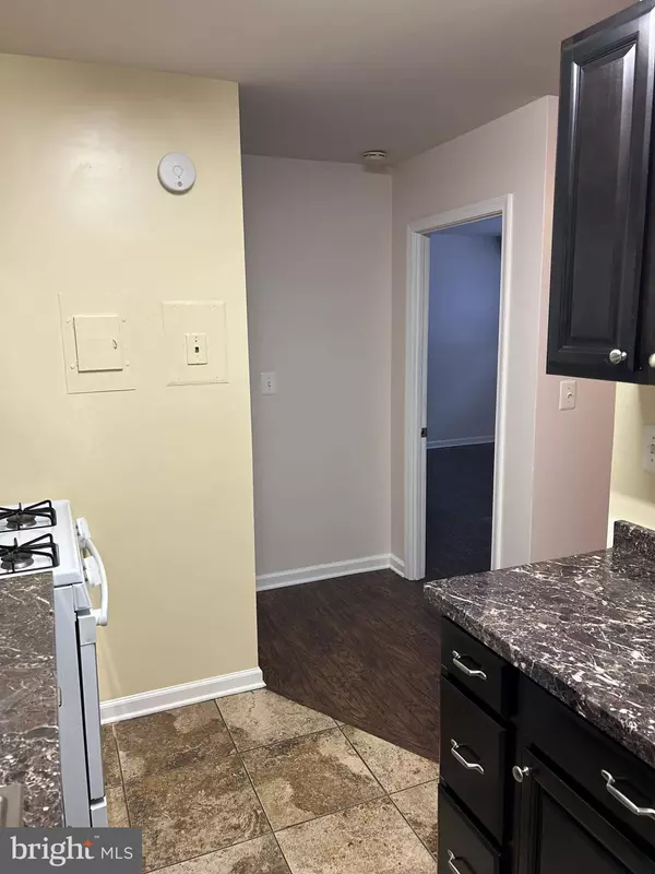 New Carrollton, MD 20784,5542 KAREN ELAINE DR #1512