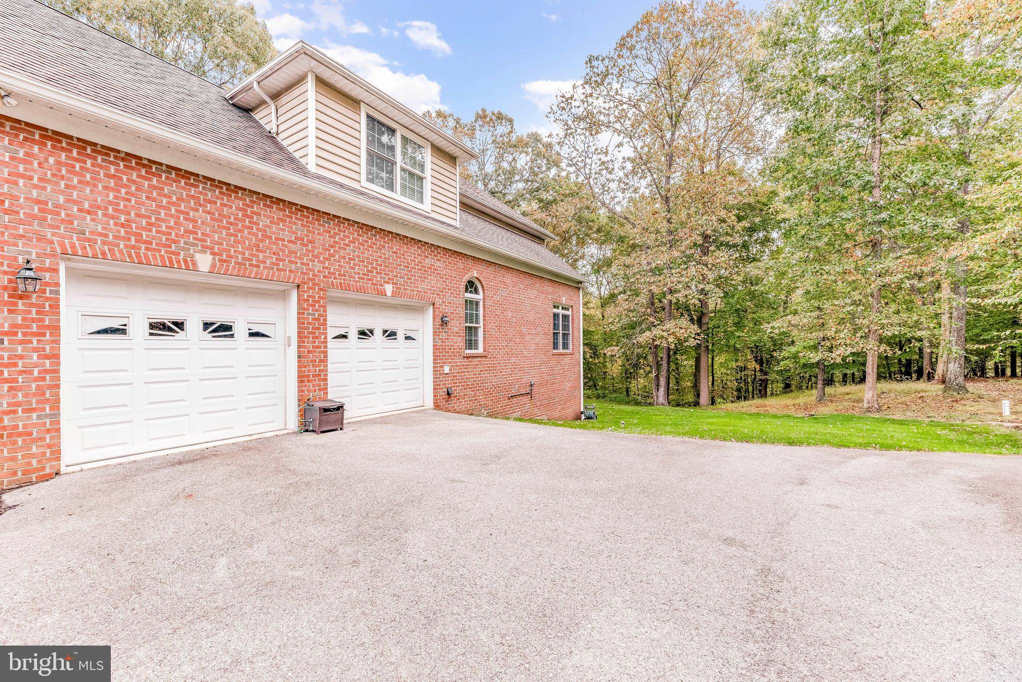 Owings, MD 20736,7521 DANBRIDGE LN