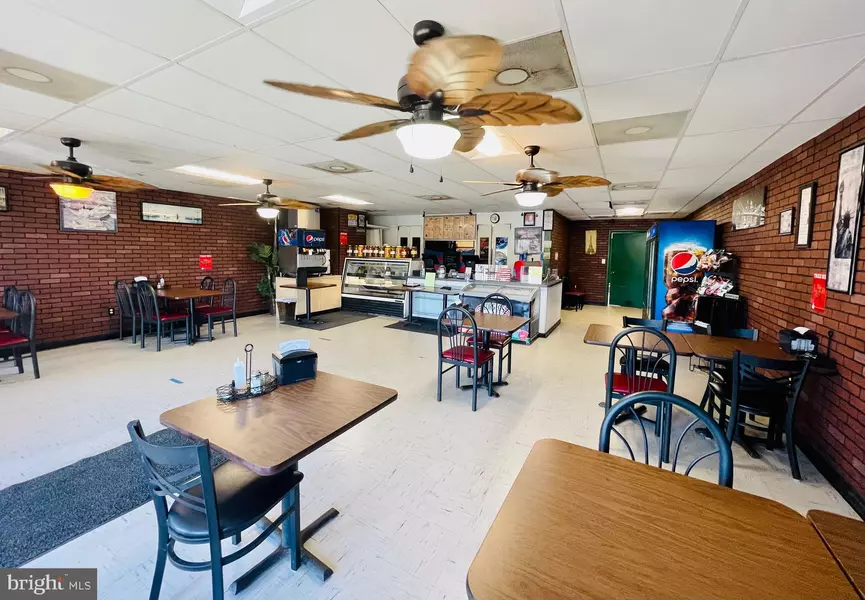 261 CANAL PARK, Salisbury, MD 21801