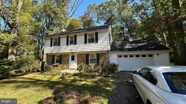 21 SUMMIT ROAD, Malvern, PA 19355