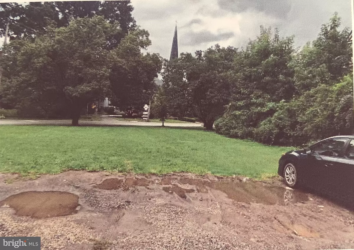 Ridley Park, PA 19078,32 W SELLERS AVE