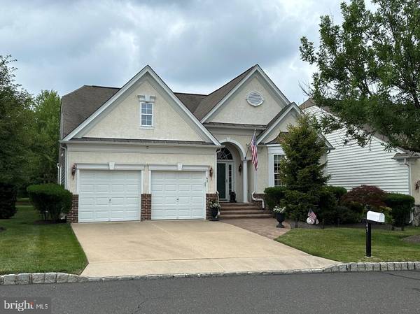 43 DILLON WAY, Washington Crossing, PA 18977