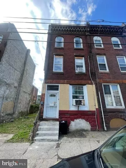 Philadelphia, PA 19121,2720 RIDGE AVE