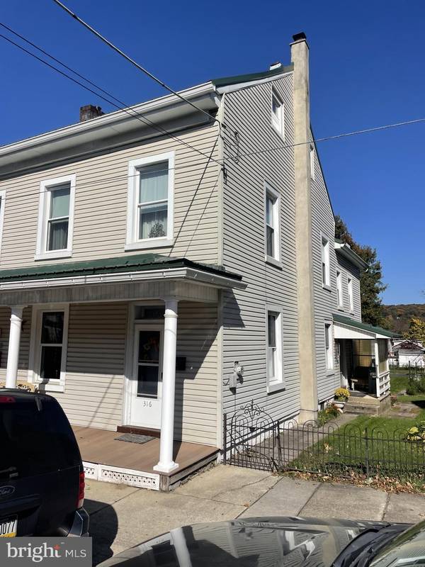 316 W MARKET ST, Orwigsburg, PA 17961