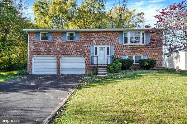 2361 COTTONWOOD RD, York, PA 17408