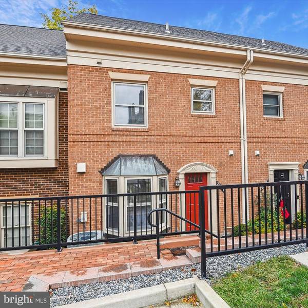 2514 FAIRFAX DR #6DIII, Arlington, VA 22201