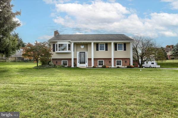 1374 RIDGE RD, Elizabethtown, PA 17022