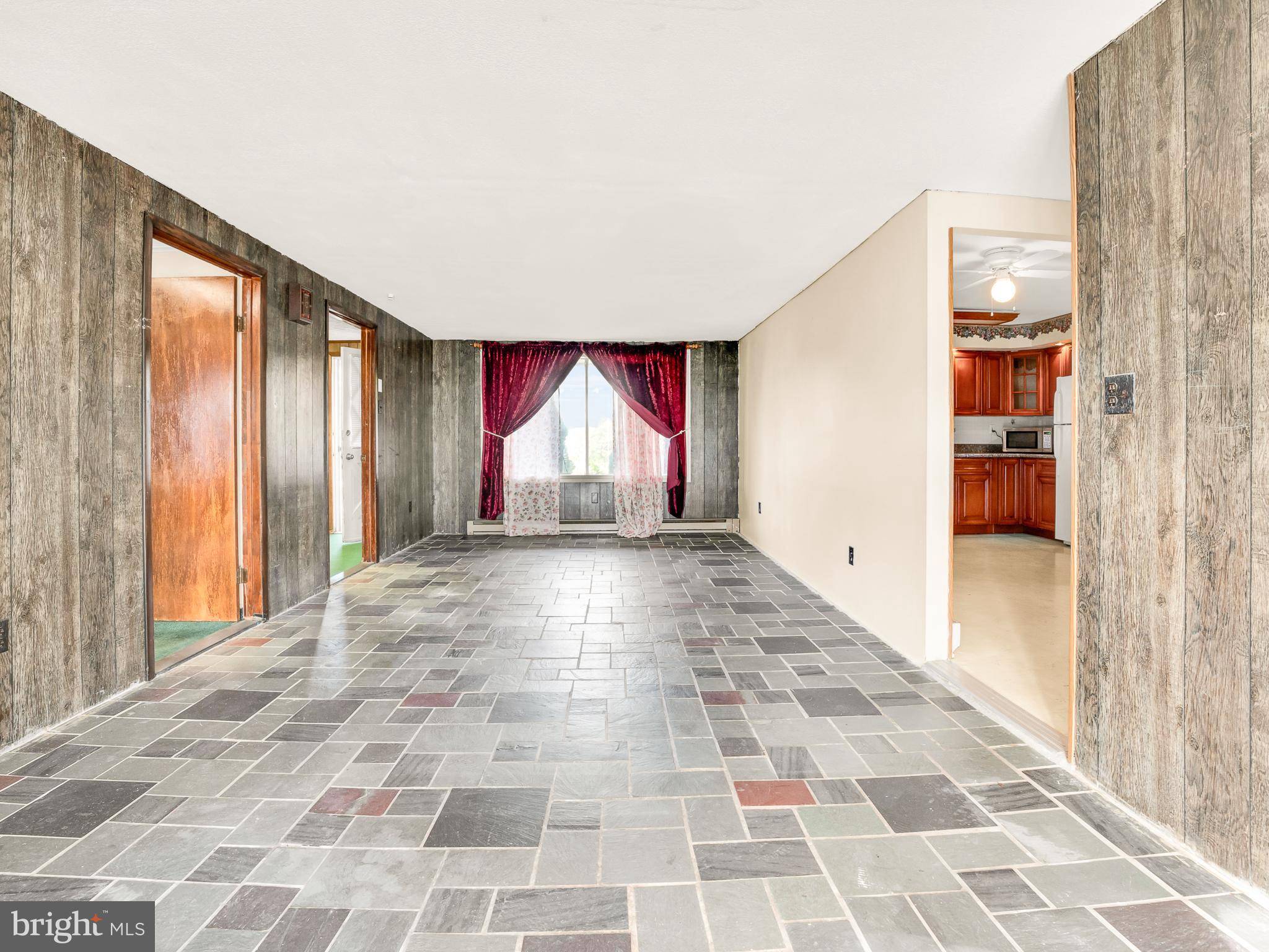 Levittown, PA 19055,22 SHEPHERD LN