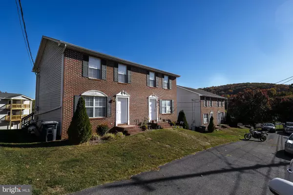 Harrisonburg, VA 22801,729 RIDGEVILLE LN